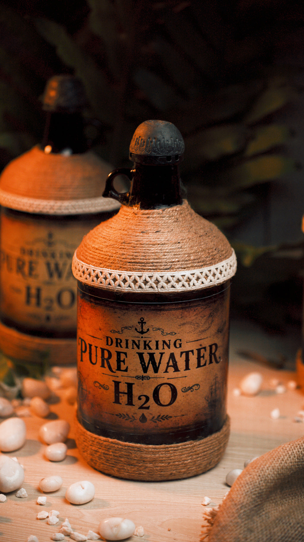 Drinking Pure Water H₂O Bottle